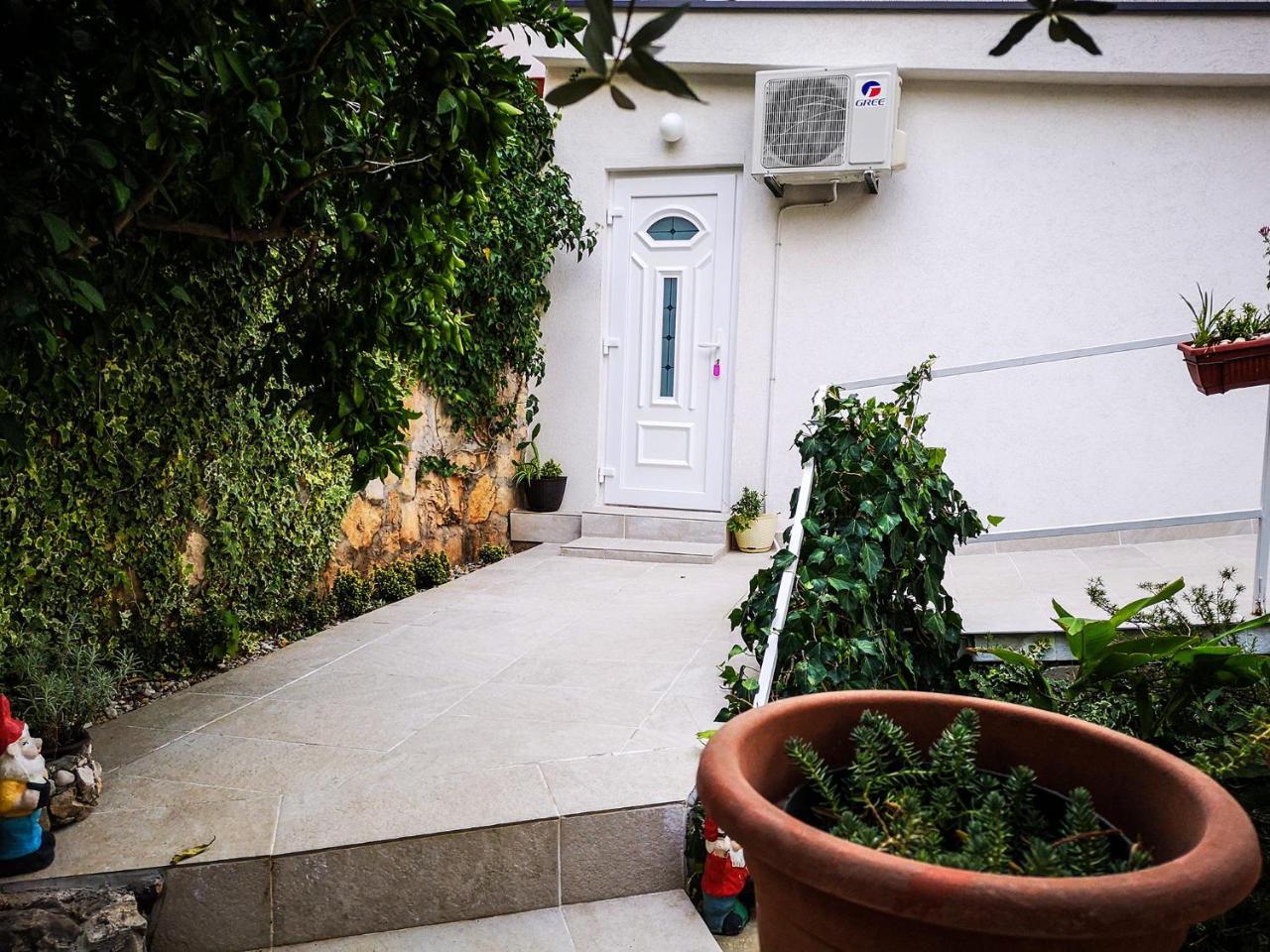 Apartments Lily Neum Exterior photo